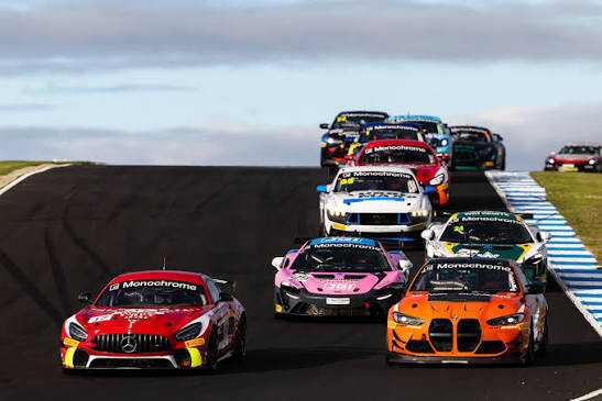GT4 RACING